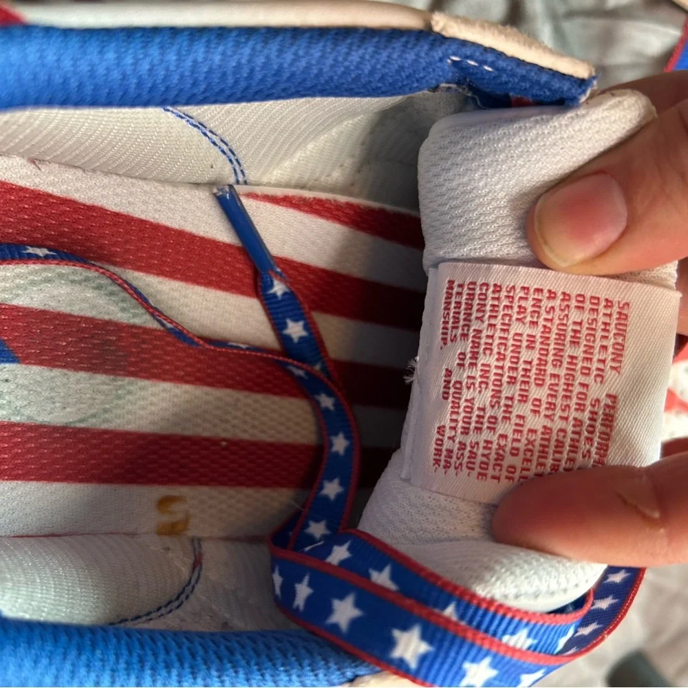 Saucony Spirit of ’76 Patriotic Sneakers Women’s 7.5 Red White Blue Stars - Picture 7 of 9